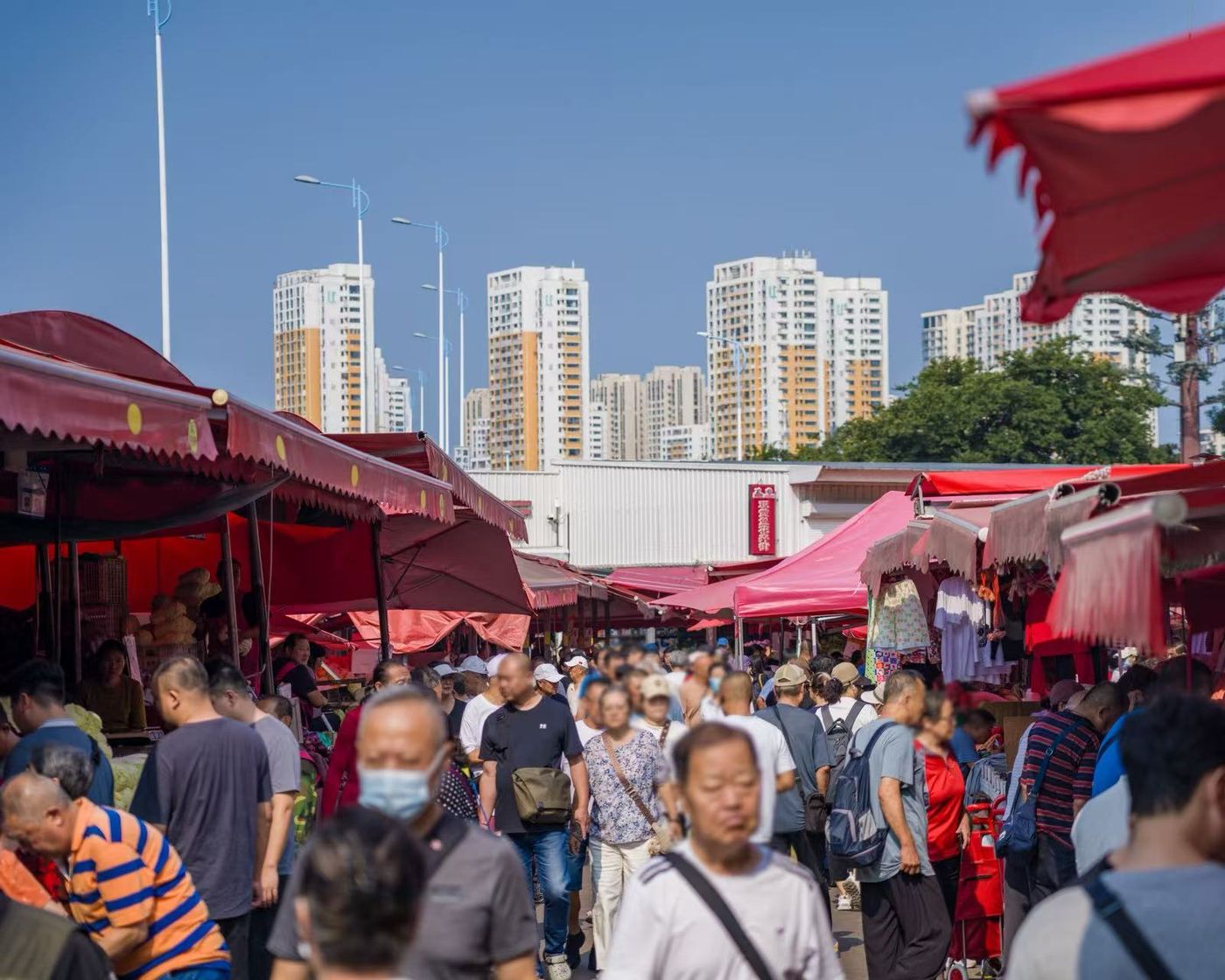 Haipo River Morning Market